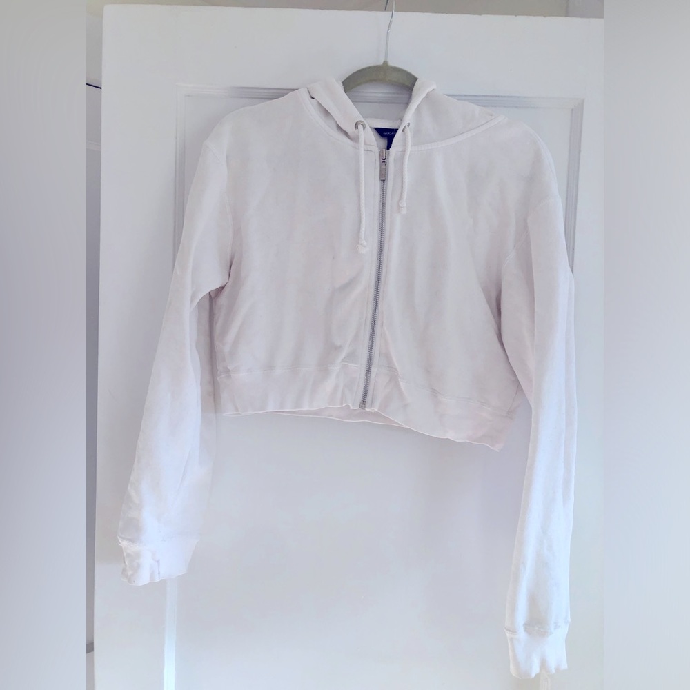 Cropped white hoodie size M